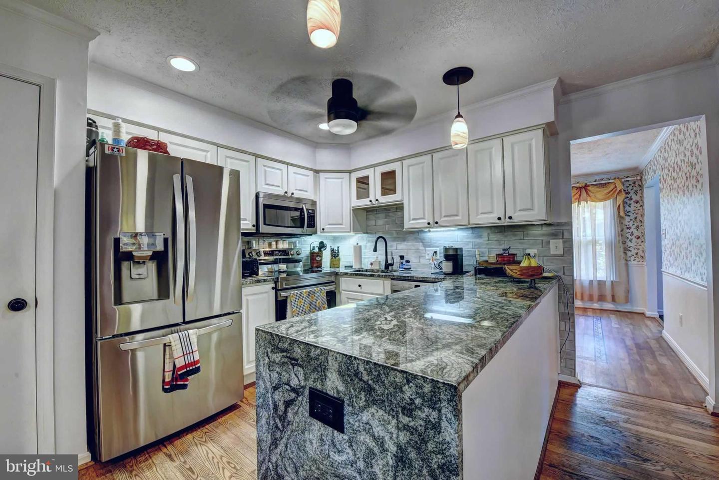12305 WESTWOOD HILLS DR, HERNDON, Virginia 20171, 5 Bedrooms Bedrooms, ,3 BathroomsBathrooms,Residential,For sale,12305 WESTWOOD HILLS DR,VAFX2244884 MLS # VAFX2244884