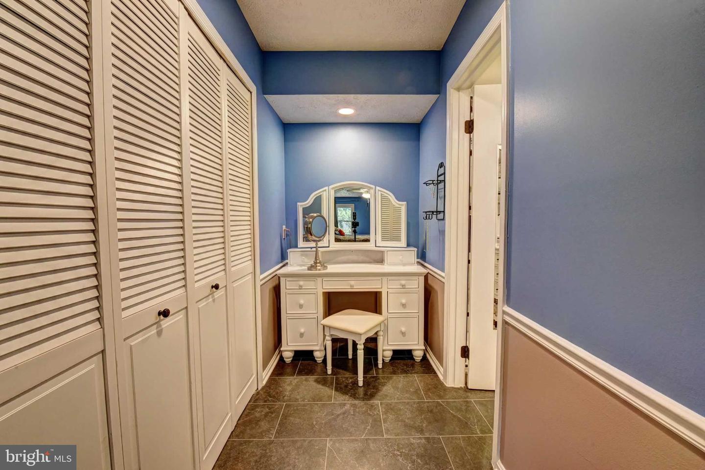 12305 WESTWOOD HILLS DR, HERNDON, Virginia 20171, 5 Bedrooms Bedrooms, ,3 BathroomsBathrooms,Residential,For sale,12305 WESTWOOD HILLS DR,VAFX2244884 MLS # VAFX2244884