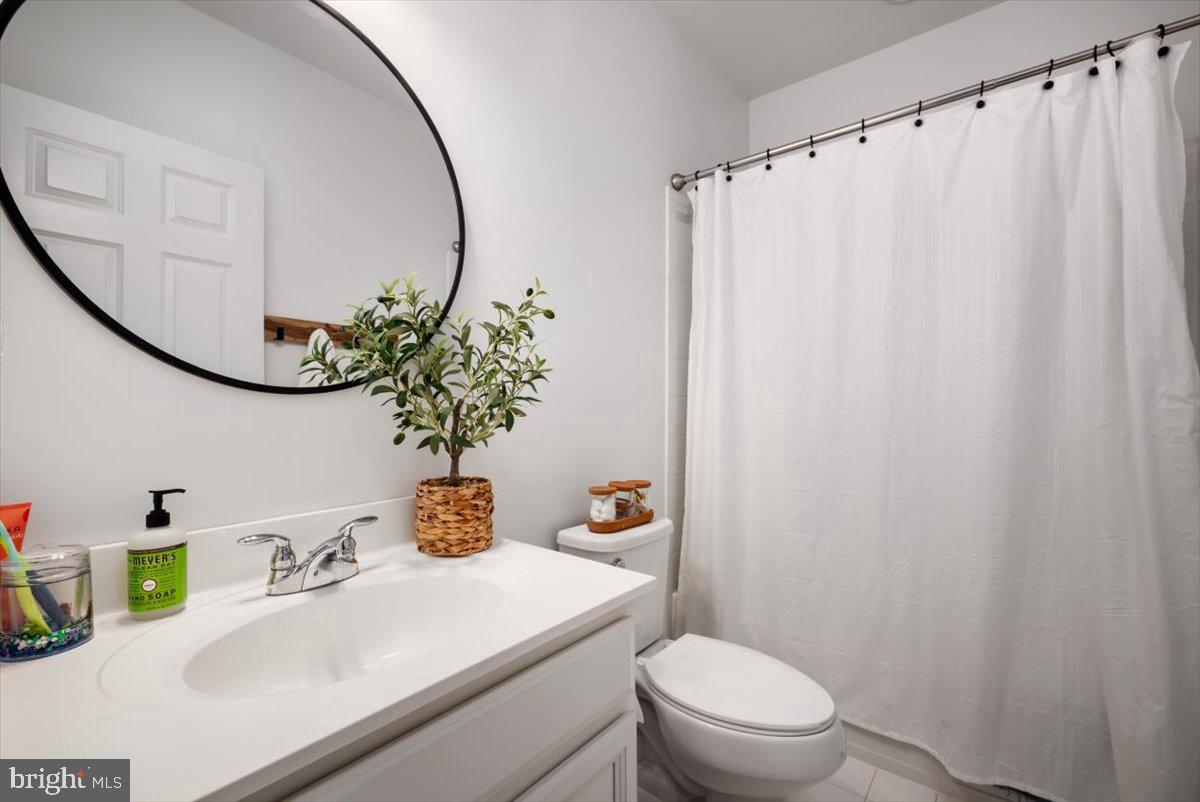 204 CENNING TER, PURCELLVILLE, Virginia 20132, 3 Bedrooms Bedrooms, ,2 BathroomsBathrooms,Residential,For sale,204 CENNING TER,VALO2098622 MLS # VALO2098622