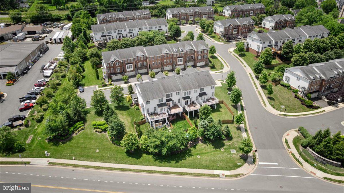 204 CENNING TER, PURCELLVILLE, Virginia 20132, 3 Bedrooms Bedrooms, ,2 BathroomsBathrooms,Residential,For sale,204 CENNING TER,VALO2098622 MLS # VALO2098622