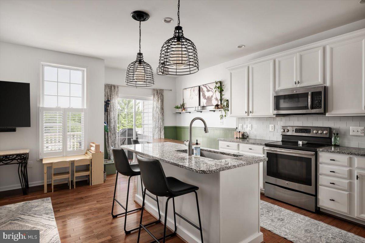 204 CENNING TER, PURCELLVILLE, Virginia 20132, 3 Bedrooms Bedrooms, ,2 BathroomsBathrooms,Residential,For sale,204 CENNING TER,VALO2098622 MLS # VALO2098622
