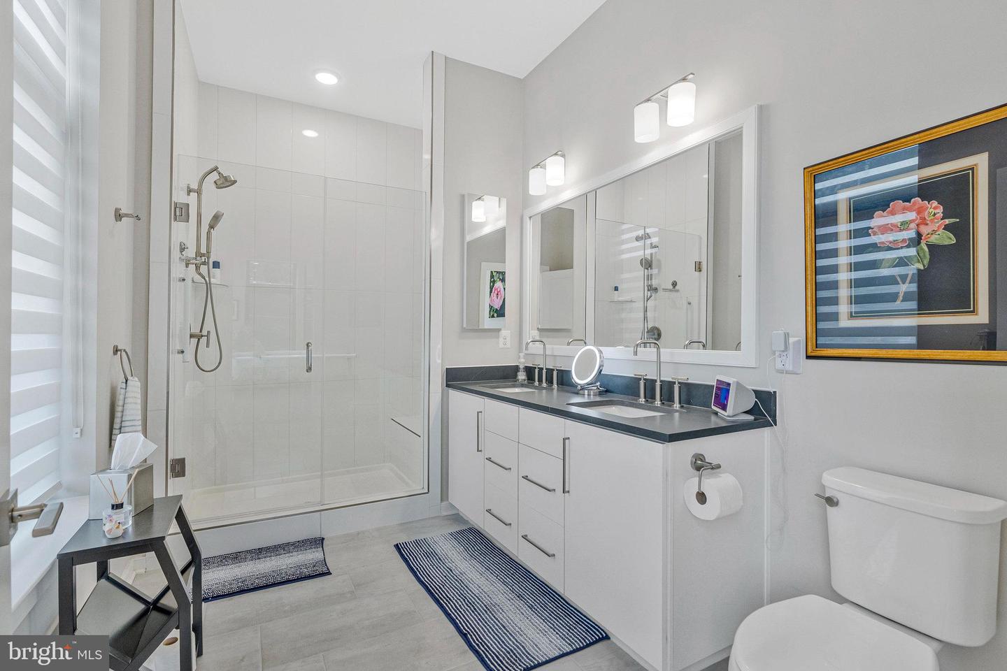 3 STATIONMASTER ST SE #201, LEESBURG, Virginia 20175, 2 Bedrooms Bedrooms, ,2 BathroomsBathrooms,Residential,For sale,3 STATIONMASTER ST SE #201,VALO2098632 MLS # VALO2098632