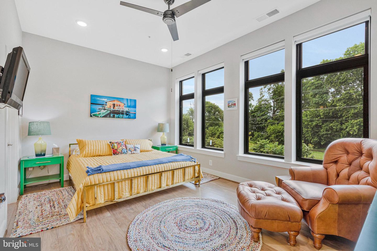 3 STATIONMASTER ST SE #201, LEESBURG, Virginia 20175, 2 Bedrooms Bedrooms, ,2 BathroomsBathrooms,Residential,For sale,3 STATIONMASTER ST SE #201,VALO2098632 MLS # VALO2098632