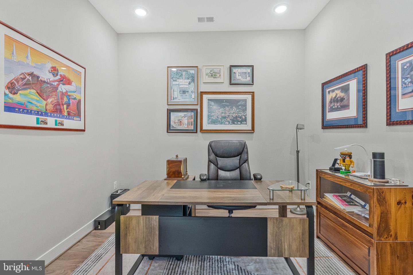 3 STATIONMASTER ST SE #201, LEESBURG, Virginia 20175, 2 Bedrooms Bedrooms, ,2 BathroomsBathrooms,Residential,For sale,3 STATIONMASTER ST SE #201,VALO2098632 MLS # VALO2098632