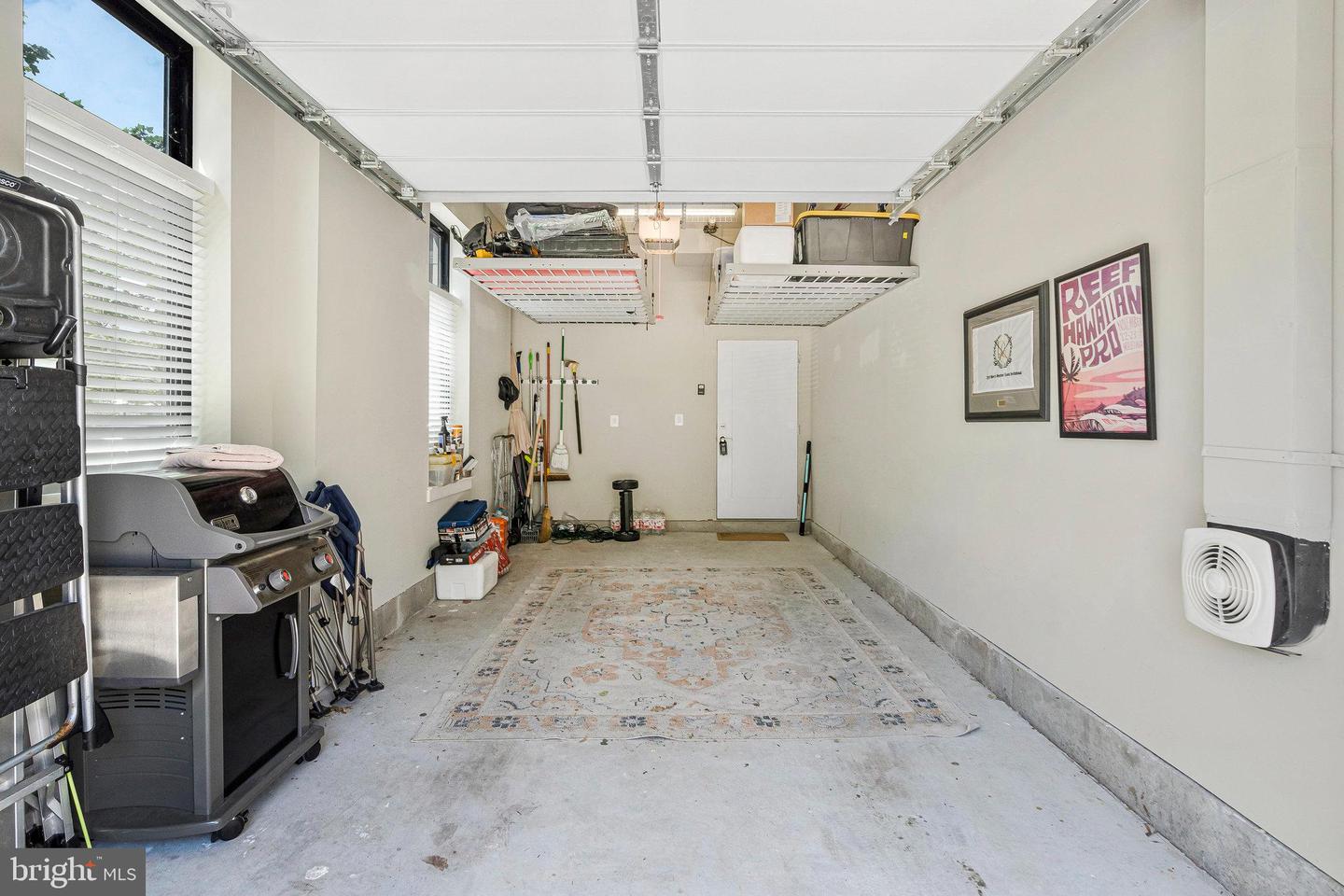 3 STATIONMASTER ST SE #201, LEESBURG, Virginia 20175, 2 Bedrooms Bedrooms, ,2 BathroomsBathrooms,Residential,For sale,3 STATIONMASTER ST SE #201,VALO2098632 MLS # VALO2098632