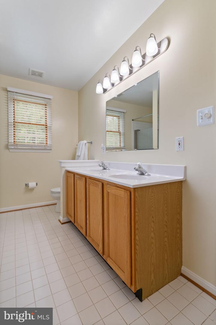 36983 PHILOMONT RD, PURCELLVILLE, Virginia 20132, 4 Bedrooms Bedrooms, ,3 BathroomsBathrooms,Residential,For sale,36983 PHILOMONT RD,VALO2098680 MLS # VALO2098680
