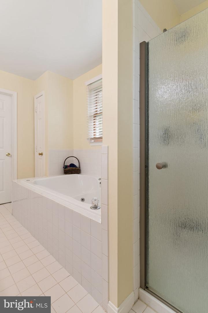 36983 PHILOMONT RD, PURCELLVILLE, Virginia 20132, 4 Bedrooms Bedrooms, ,3 BathroomsBathrooms,Residential,For sale,36983 PHILOMONT RD,VALO2098680 MLS # VALO2098680
