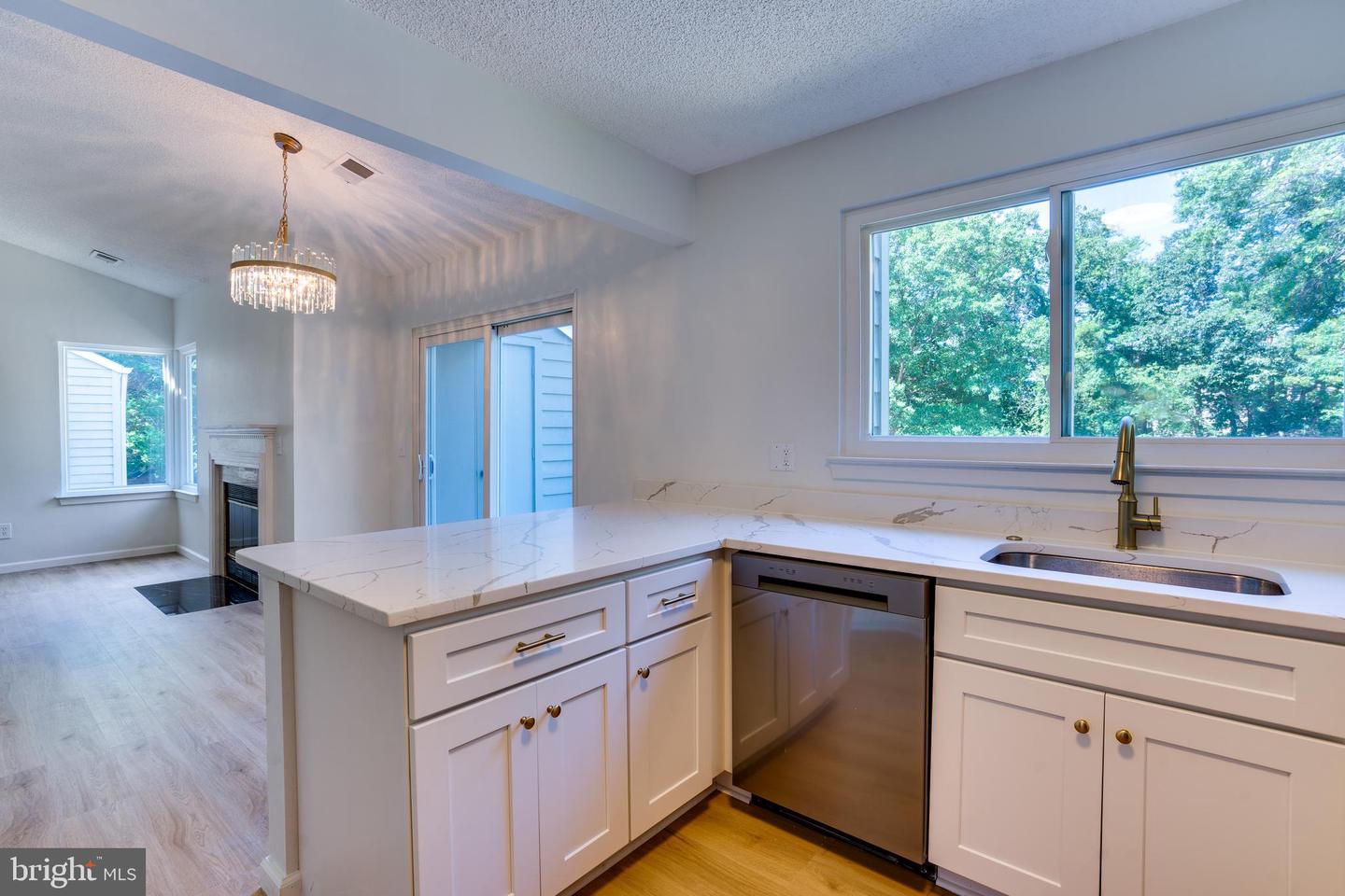 11701-B SUMMERCHASE CIR, RESTON, Virginia 20194, 2 Bedrooms Bedrooms, ,2 BathroomsBathrooms,Residential,For sale,11701-B SUMMERCHASE CIR,VAFX2245574 MLS # VAFX2245574