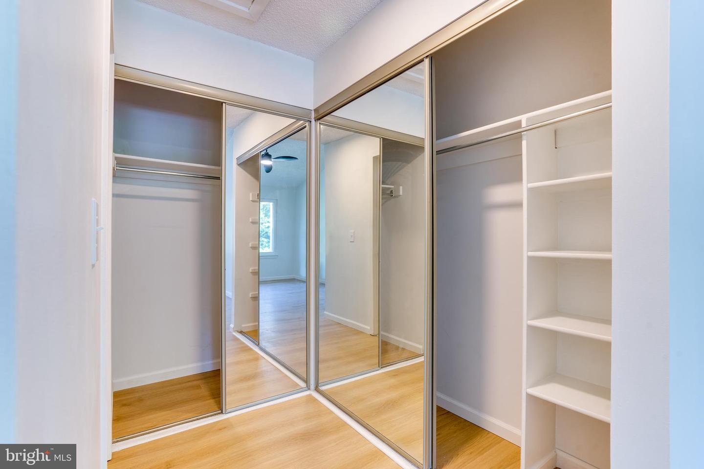 11701-B SUMMERCHASE CIR, RESTON, Virginia 20194, 2 Bedrooms Bedrooms, ,2 BathroomsBathrooms,Residential,For sale,11701-B SUMMERCHASE CIR,VAFX2245574 MLS # VAFX2245574