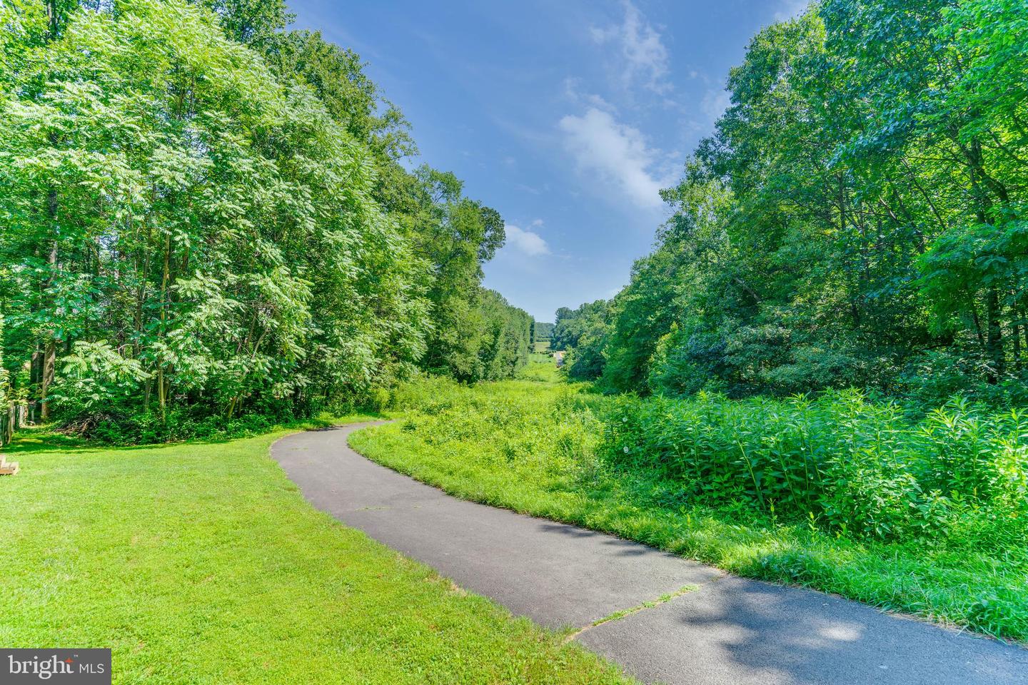 11701-B SUMMERCHASE CIR, RESTON, Virginia 20194, 2 Bedrooms Bedrooms, ,2 BathroomsBathrooms,Residential,For sale,11701-B SUMMERCHASE CIR,VAFX2245574 MLS # VAFX2245574