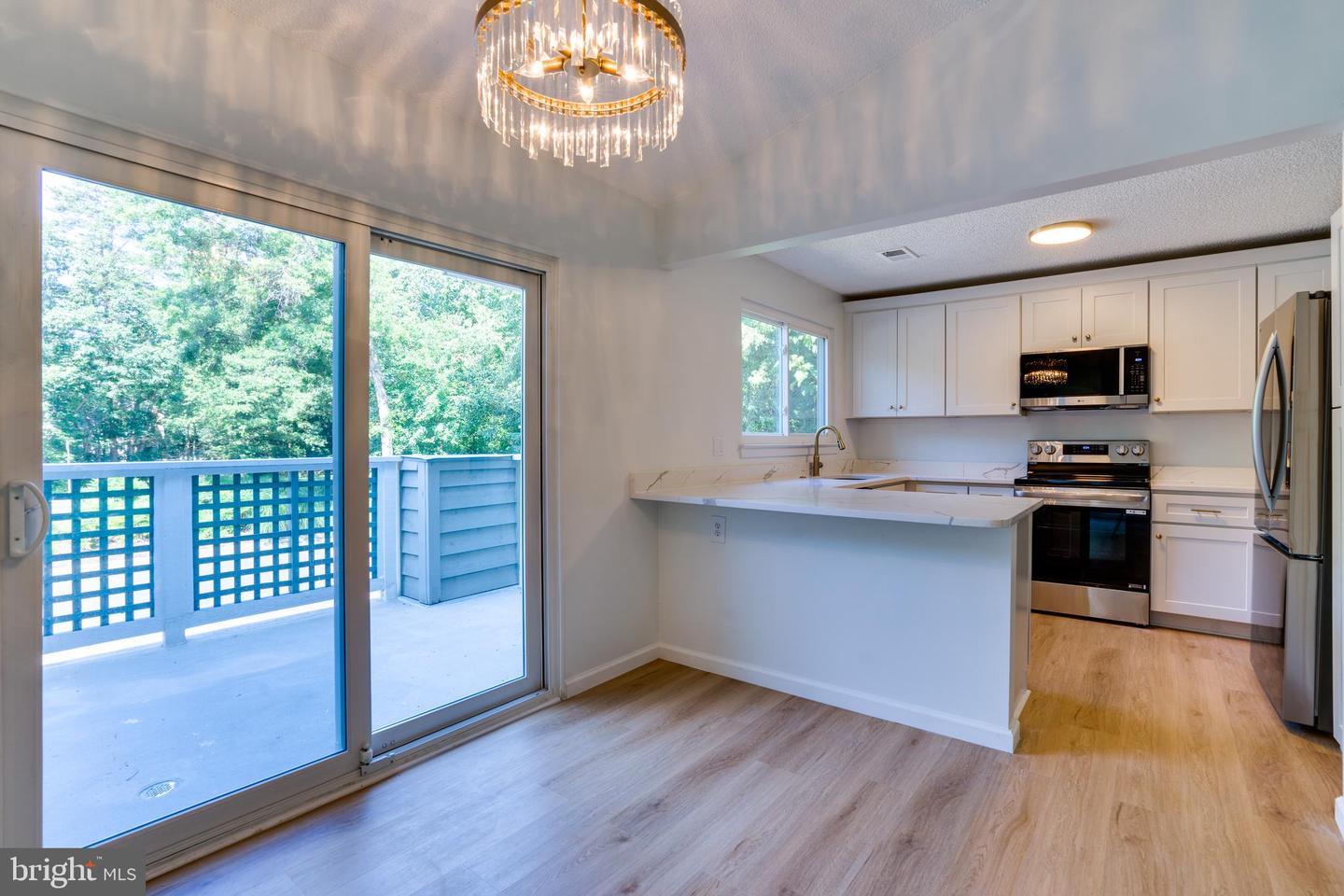 11701-B SUMMERCHASE CIR, RESTON, Virginia 20194, 2 Bedrooms Bedrooms, ,2 BathroomsBathrooms,Residential,For sale,11701-B SUMMERCHASE CIR,VAFX2245574 MLS # VAFX2245574