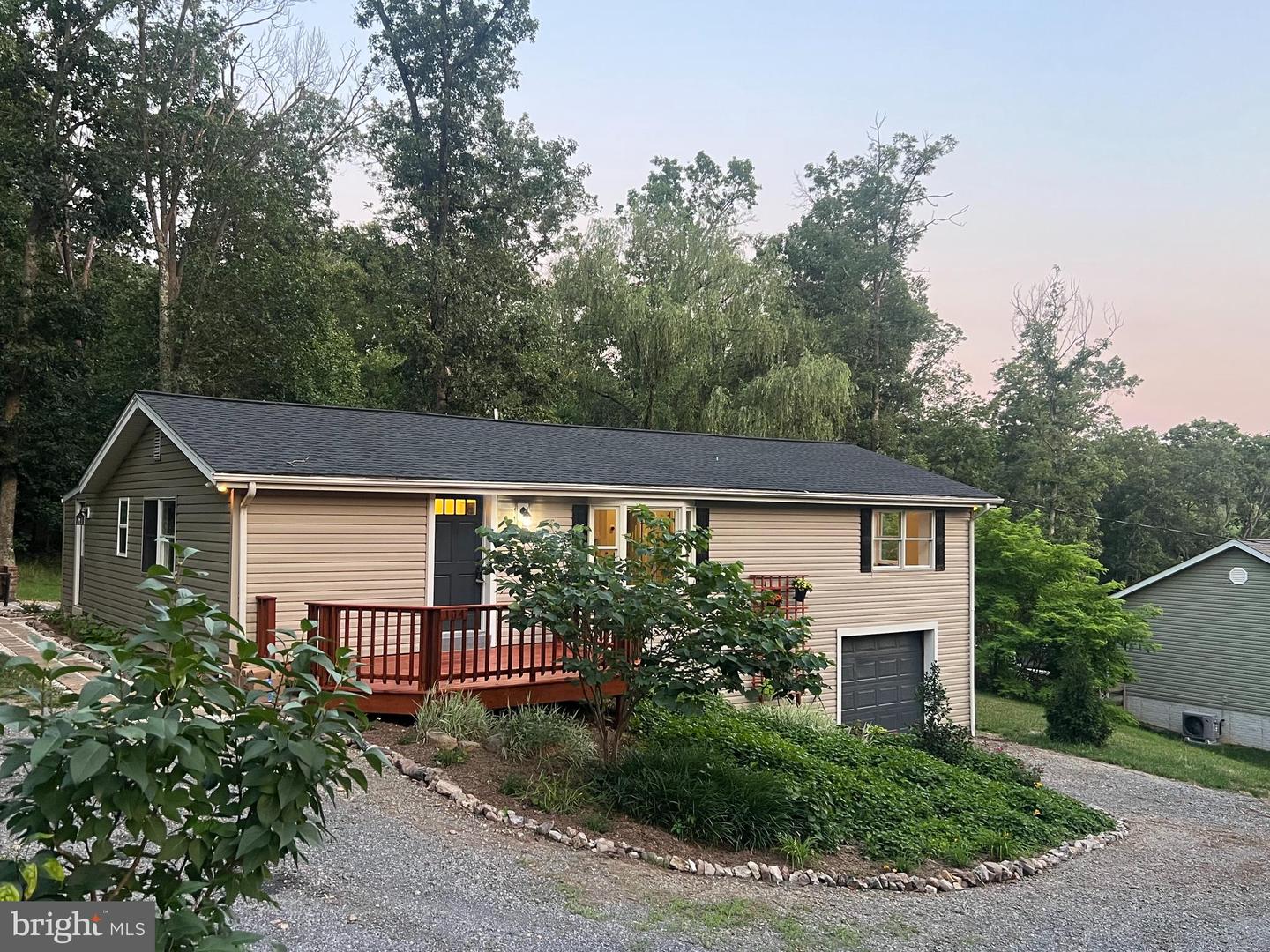 104 AZTEC TRL, WINCHESTER, Virginia 22602, 3 Bedrooms Bedrooms, ,3 BathroomsBathrooms,Residential,For sale,104 AZTEC TRL,VAFV2034714 MLS # VAFV2034714