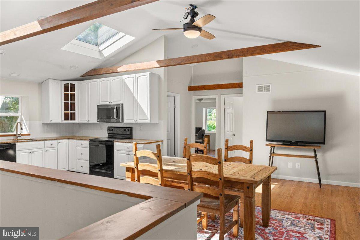 104 AZTEC TRL, WINCHESTER, Virginia 22602, 3 Bedrooms Bedrooms, ,3 BathroomsBathrooms,Residential,For sale,104 AZTEC TRL,VAFV2034714 MLS # VAFV2034714