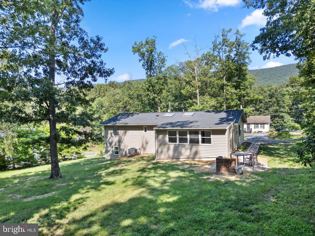 104 AZTEC TRL, WINCHESTER, Virginia 22602, 3 Bedrooms Bedrooms, ,3 BathroomsBathrooms,Residential,For sale,104 AZTEC TRL,VAFV2034714 MLS # VAFV2034714