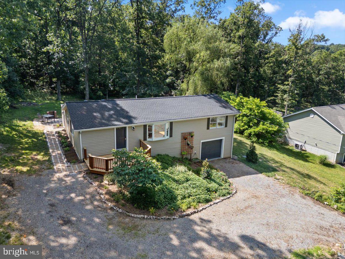 104 AZTEC TRL, WINCHESTER, Virginia 22602, 3 Bedrooms Bedrooms, ,3 BathroomsBathrooms,Residential,For sale,104 AZTEC TRL,VAFV2034714 MLS # VAFV2034714