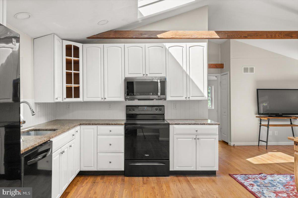 104 AZTEC TRL, WINCHESTER, Virginia 22602, 3 Bedrooms Bedrooms, ,3 BathroomsBathrooms,Residential,For sale,104 AZTEC TRL,VAFV2034714 MLS # VAFV2034714