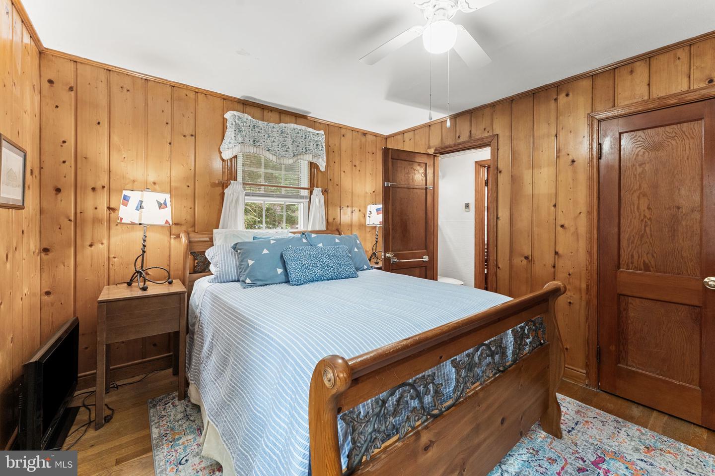 924 BLACKBEARD POND RD, HAGUE, Virginia 22469, 4 Bedrooms Bedrooms, 7 Rooms Rooms,1 BathroomBathrooms,Residential,For sale,924 BLACKBEARD POND RD,VAWE2009066 MLS # VAWE2009066