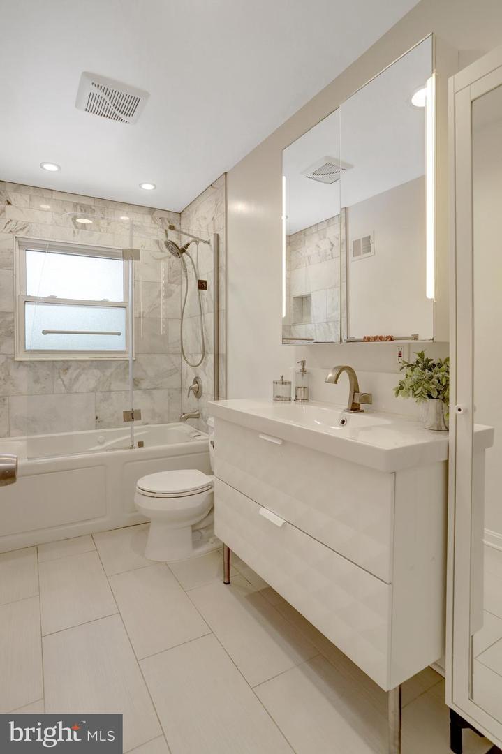 5919 KELLEY CT, ALEXANDRIA, Virginia 22312, 4 Bedrooms Bedrooms, ,2 BathroomsBathrooms,Residential,For sale,5919 KELLEY CT,VAAX2046256 MLS # VAAX2046256