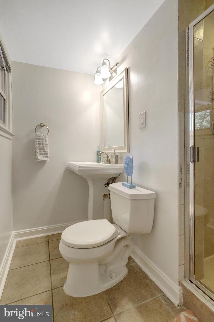 5919 KELLEY CT, ALEXANDRIA, Virginia 22312, 4 Bedrooms Bedrooms, ,2 BathroomsBathrooms,Residential,For sale,5919 KELLEY CT,VAAX2046256 MLS # VAAX2046256