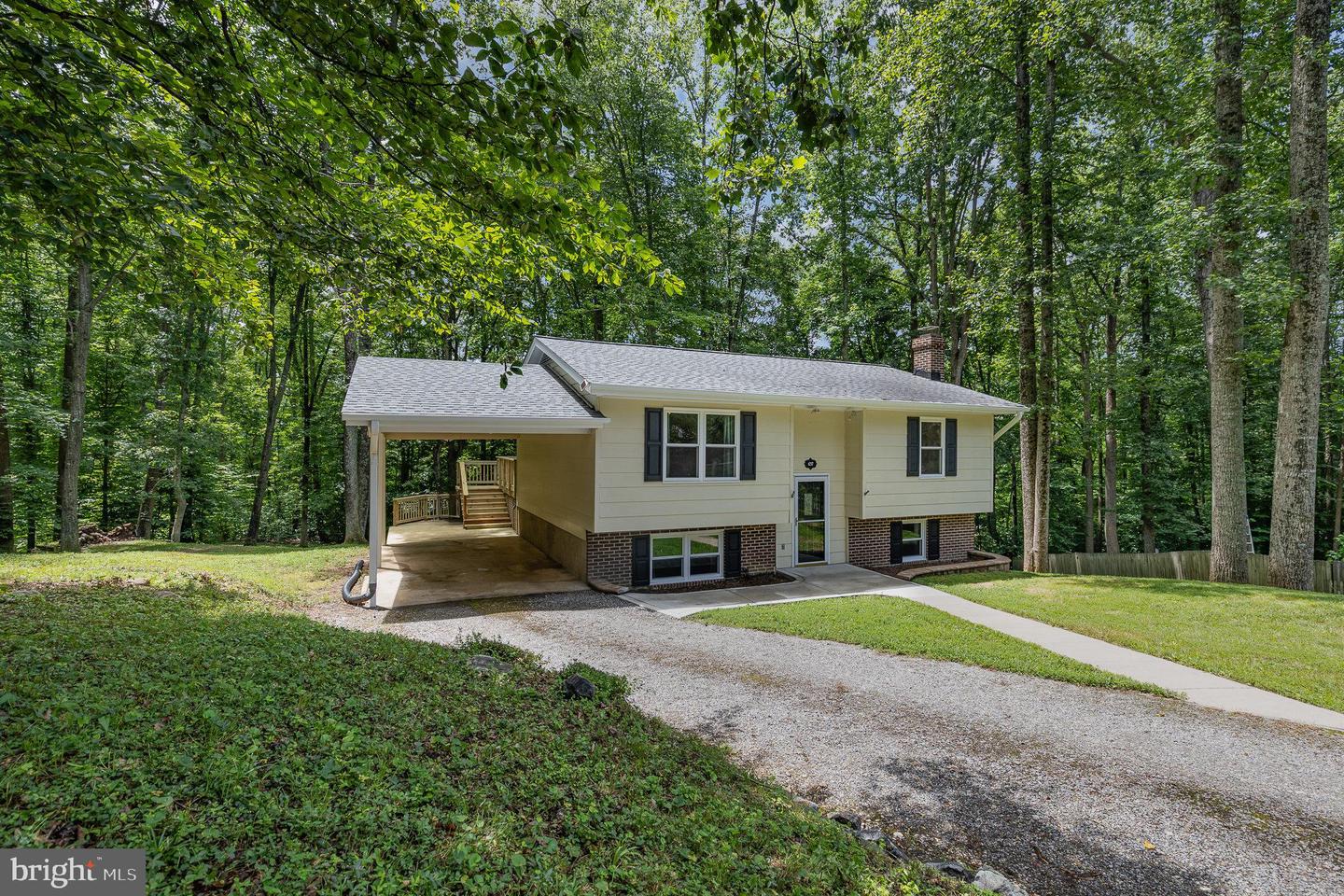 6217 OAK GROVE DR, FREDERICKSBURG, Virginia 22407, 3 Bedrooms Bedrooms, ,2 BathroomsBathrooms,Residential,For sale,6217 OAK GROVE DR,VASP2033812 MLS # VASP2033812
