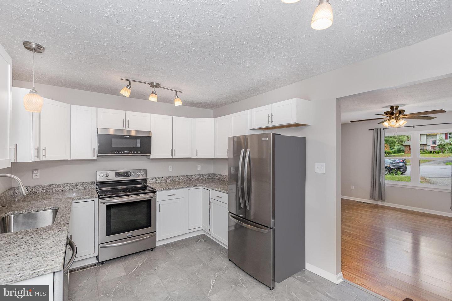 6217 OAK GROVE DR, FREDERICKSBURG, Virginia 22407, 3 Bedrooms Bedrooms, ,2 BathroomsBathrooms,Residential,For sale,6217 OAK GROVE DR,VASP2033812 MLS # VASP2033812