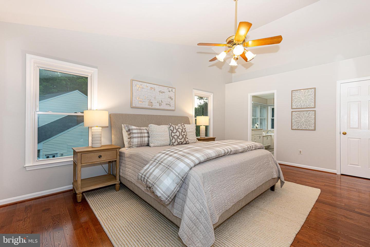 8105 OVERLAKE CT, FAIRFAX STATION, Virginia 22039, 4 Bedrooms Bedrooms, ,3 BathroomsBathrooms,Residential,For sale,8105 OVERLAKE CT,VAFX2246334 MLS # VAFX2246334