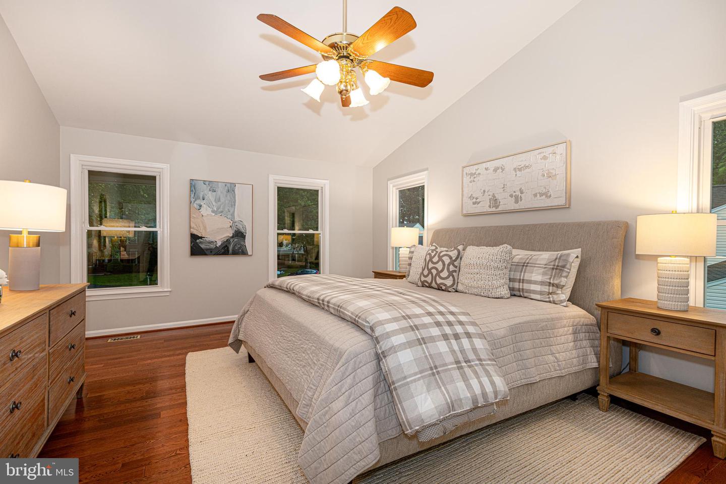 8105 OVERLAKE CT, FAIRFAX STATION, Virginia 22039, 4 Bedrooms Bedrooms, ,3 BathroomsBathrooms,Residential,For sale,8105 OVERLAKE CT,VAFX2246334 MLS # VAFX2246334