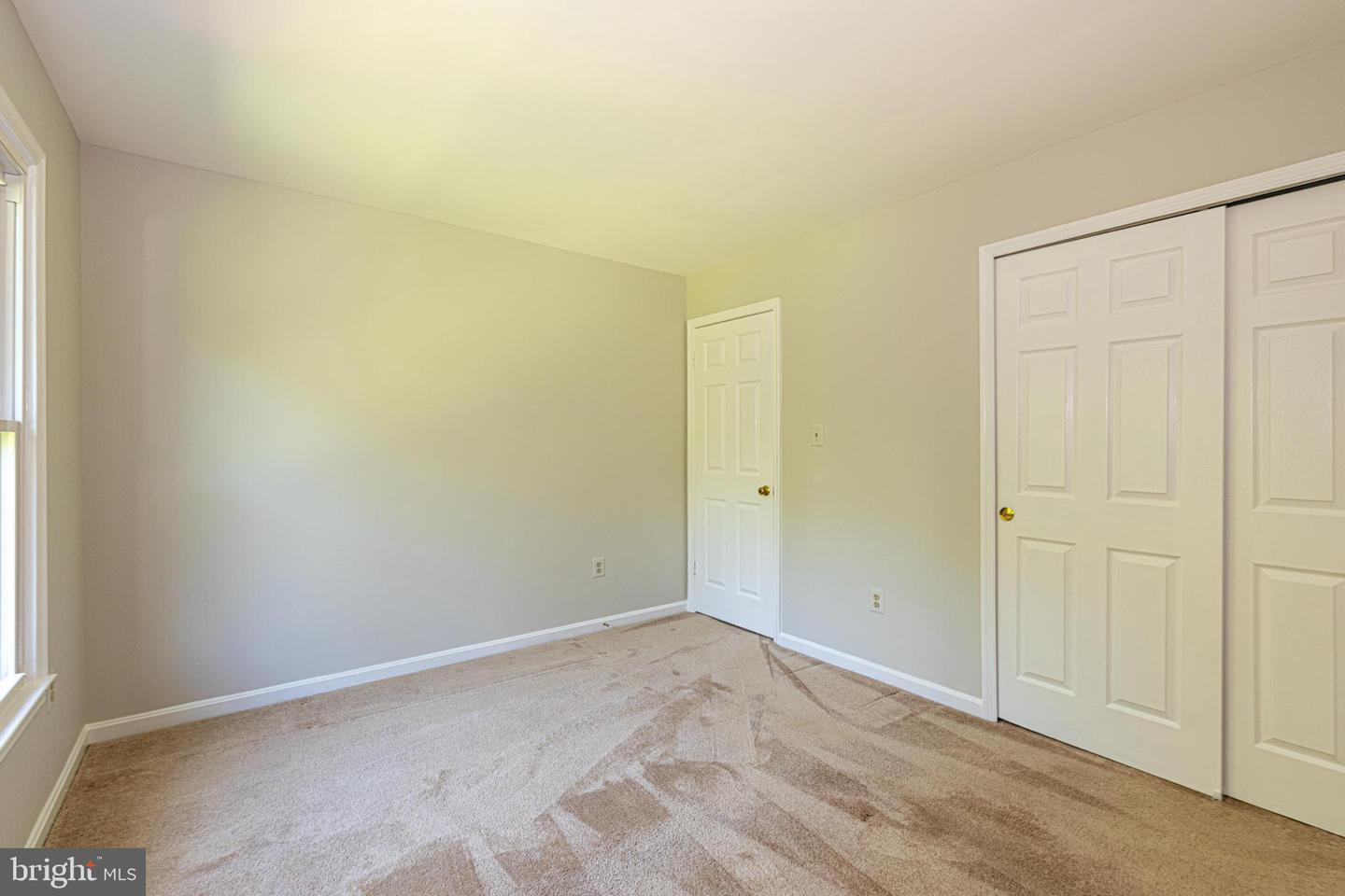 8105 OVERLAKE CT, FAIRFAX STATION, Virginia 22039, 4 Bedrooms Bedrooms, ,3 BathroomsBathrooms,Residential,For sale,8105 OVERLAKE CT,VAFX2246334 MLS # VAFX2246334