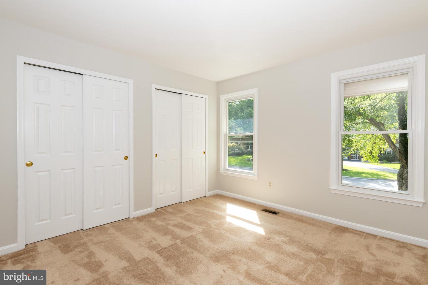 8105 OVERLAKE CT, FAIRFAX STATION, Virginia 22039, 4 Bedrooms Bedrooms, ,3 BathroomsBathrooms,Residential,For sale,8105 OVERLAKE CT,VAFX2246334 MLS # VAFX2246334