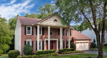8105 OVERLAKE CT, FAIRFAX STATION, Virginia 22039, 4 Bedrooms Bedrooms, ,3 BathroomsBathrooms,Residential,For sale,8105 OVERLAKE CT,VAFX2246334 MLS # VAFX2246334