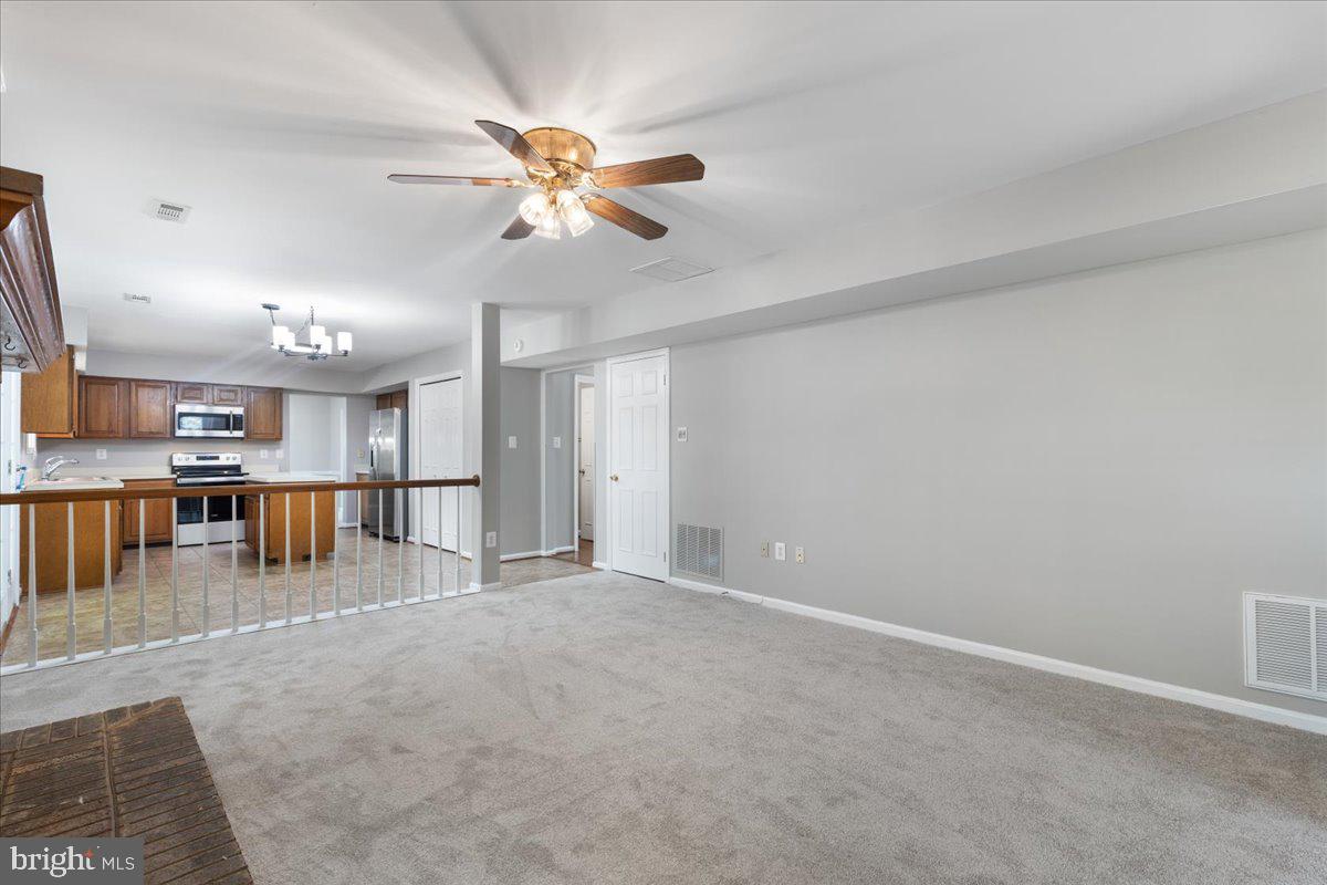 12562 CRICKET LN, WOODBRIDGE, Virginia 22192, 4 Bedrooms Bedrooms, ,2 BathroomsBathrooms,Residential,For sale,12562 CRICKET LN,VAPW2096754 MLS # VAPW2096754