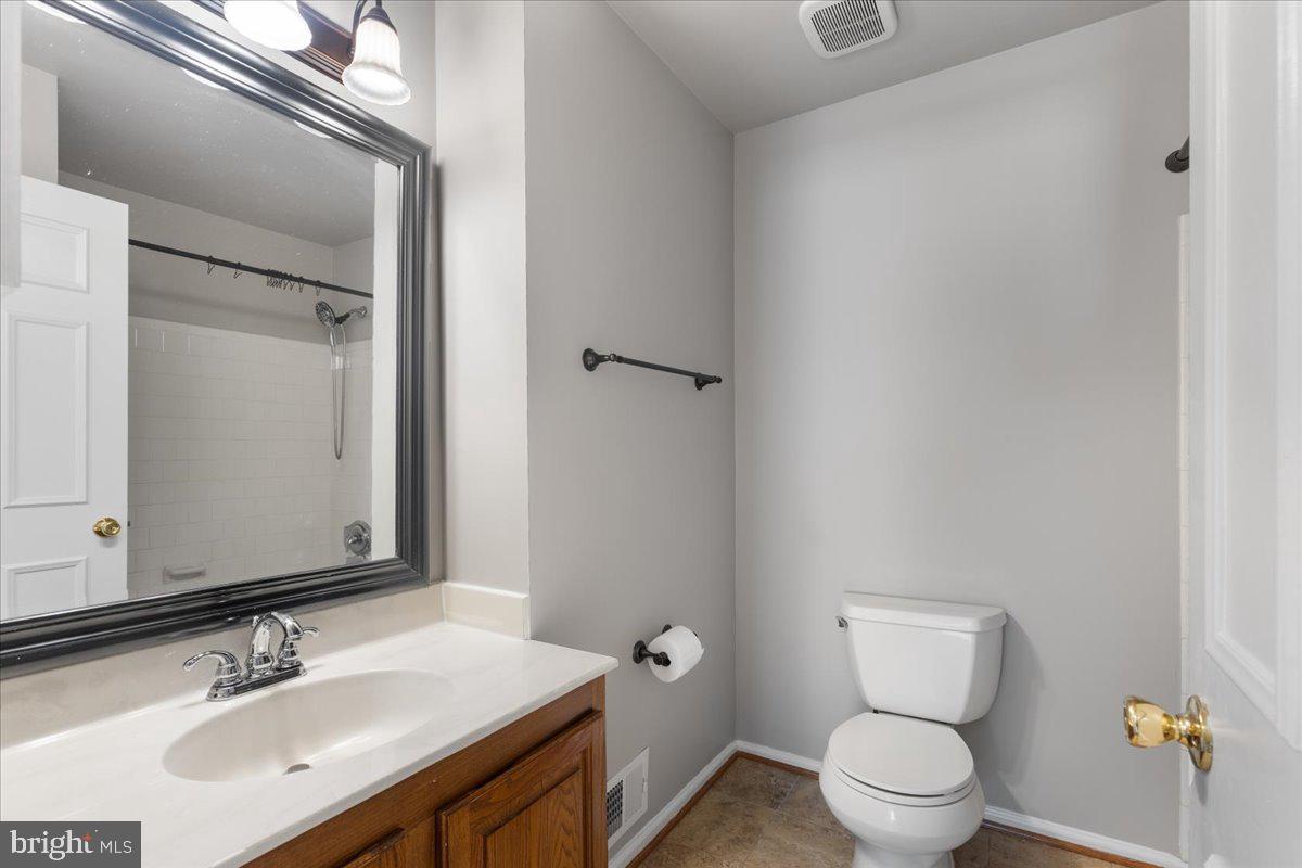 12562 CRICKET LN, WOODBRIDGE, Virginia 22192, 4 Bedrooms Bedrooms, ,2 BathroomsBathrooms,Residential,For sale,12562 CRICKET LN,VAPW2096754 MLS # VAPW2096754