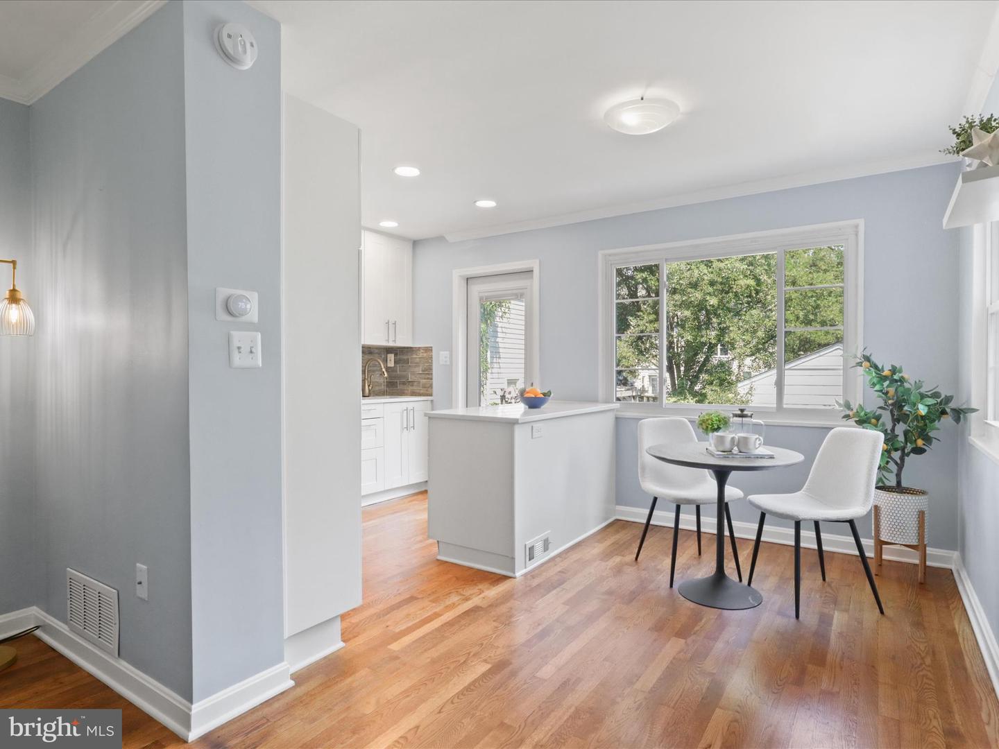 1745 N CLIFF ST N, ALEXANDRIA, Virginia 22301, 2 Bedrooms Bedrooms, ,2 BathroomsBathrooms,Residential,For sale,1745 N CLIFF ST N,VAAX2046426 MLS # VAAX2046426