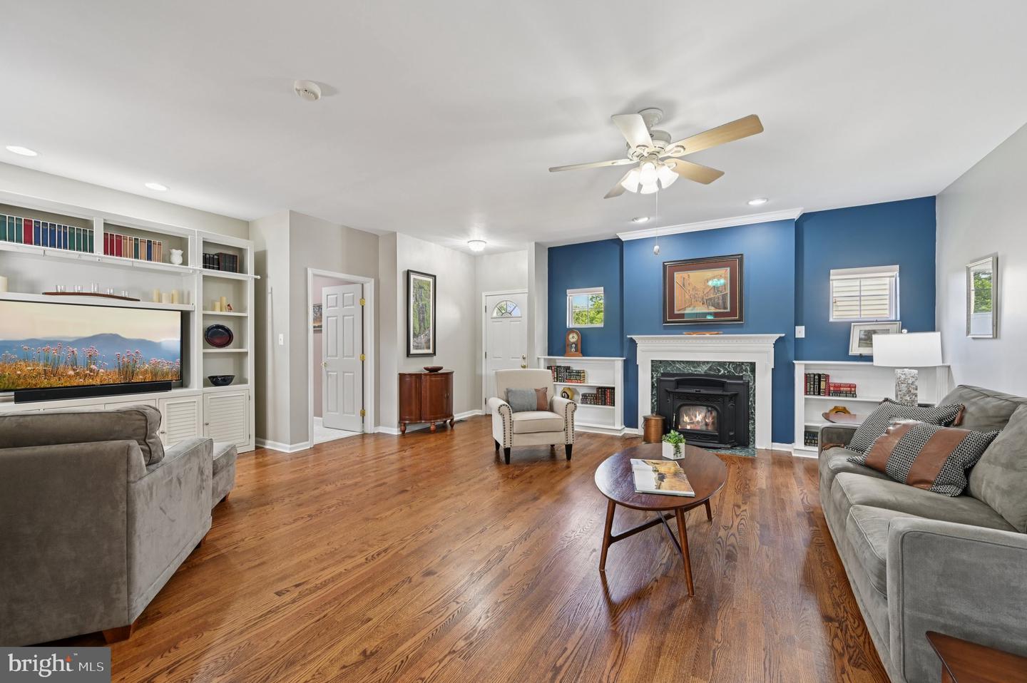 805 VALLEY SPRINGS DR, PURCELLVILLE, Virginia 20132, 6 Bedrooms Bedrooms, ,4 BathroomsBathrooms,Residential,For sale,805 VALLEY SPRINGS DR,VALO2099420 MLS # VALO2099420