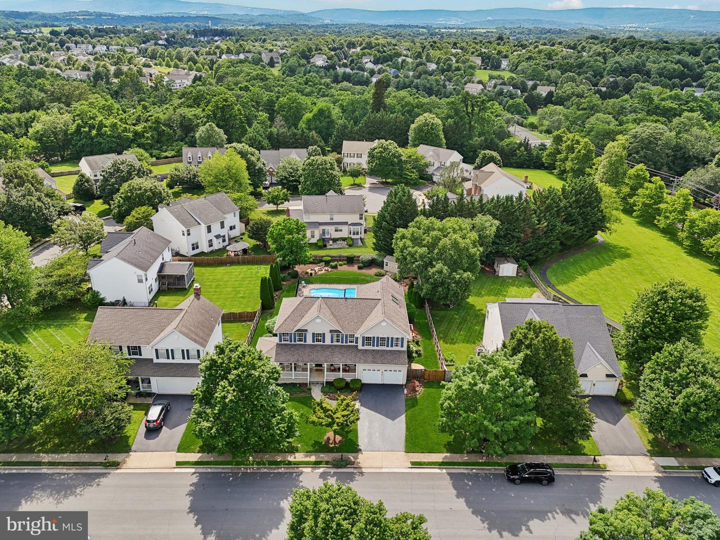805 VALLEY SPRINGS DR, PURCELLVILLE, Virginia 20132, 6 Bedrooms Bedrooms, ,4 BathroomsBathrooms,Residential,For sale,805 VALLEY SPRINGS DR,VALO2099420 MLS # VALO2099420