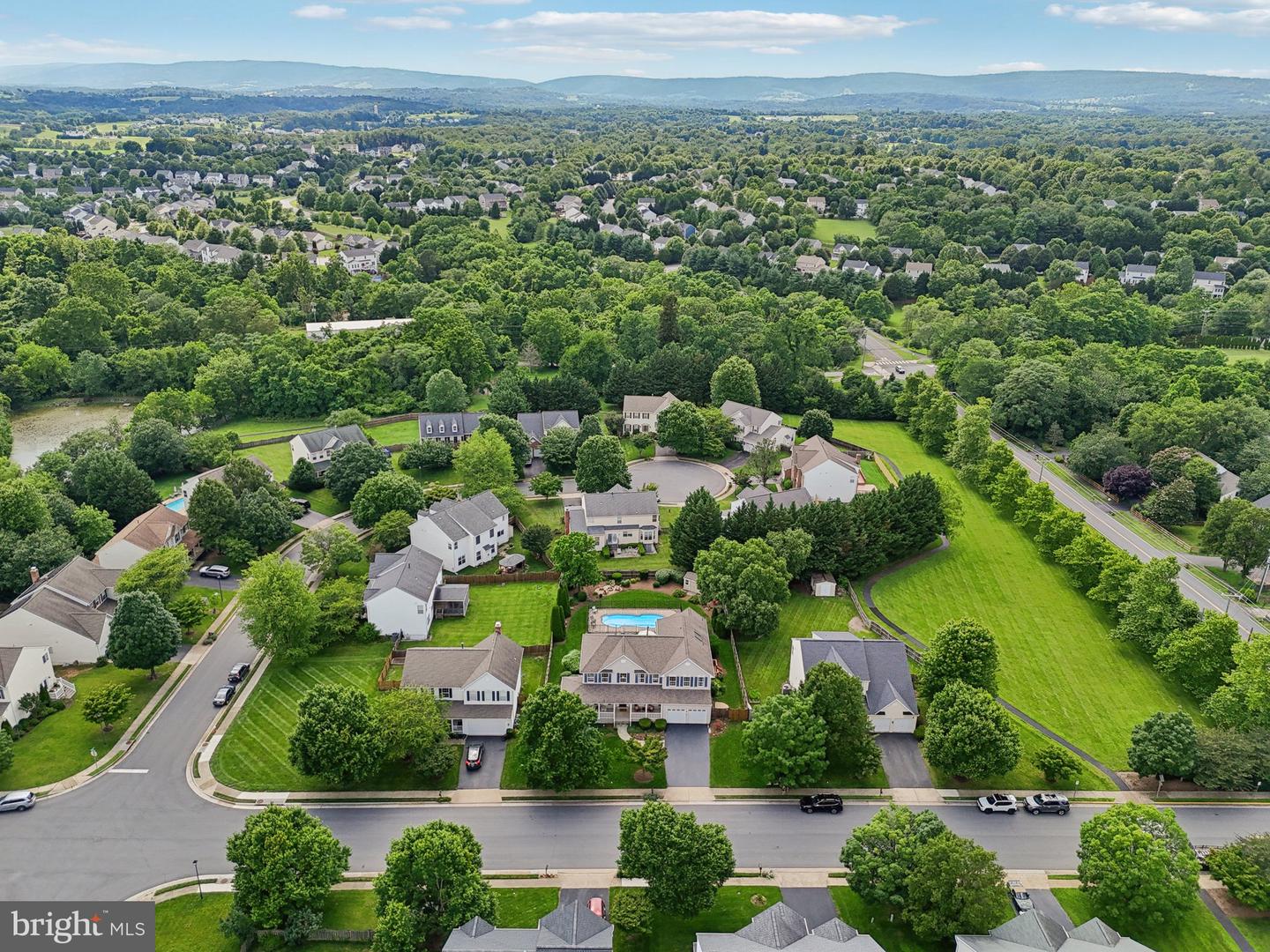 805 VALLEY SPRINGS DR, PURCELLVILLE, Virginia 20132, 6 Bedrooms Bedrooms, ,4 BathroomsBathrooms,Residential,For sale,805 VALLEY SPRINGS DR,VALO2099420 MLS # VALO2099420