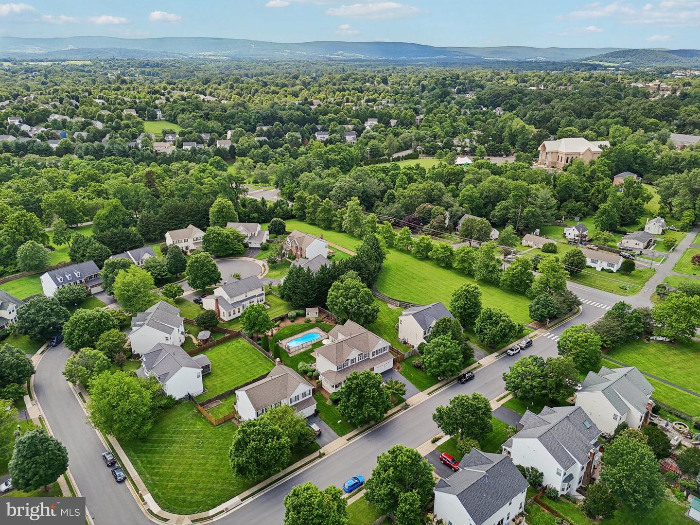 805 VALLEY SPRINGS DR, PURCELLVILLE, Virginia 20132, 6 Bedrooms Bedrooms, ,4 BathroomsBathrooms,Residential,For sale,805 VALLEY SPRINGS DR,VALO2099420 MLS # VALO2099420