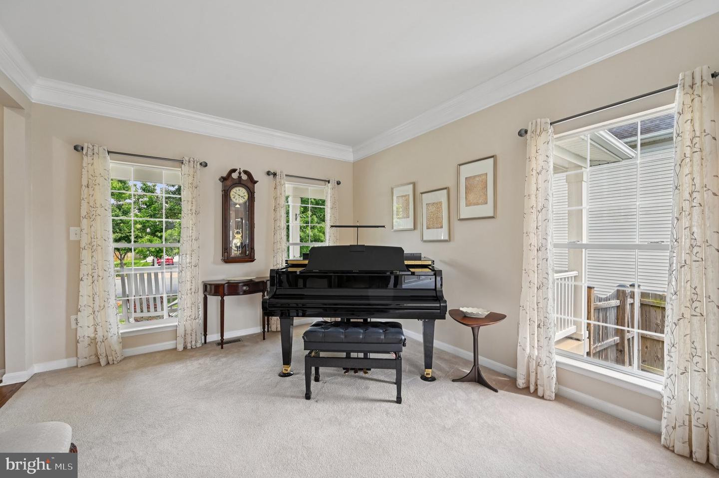 805 VALLEY SPRINGS DR, PURCELLVILLE, Virginia 20132, 6 Bedrooms Bedrooms, ,4 BathroomsBathrooms,Residential,For sale,805 VALLEY SPRINGS DR,VALO2099420 MLS # VALO2099420