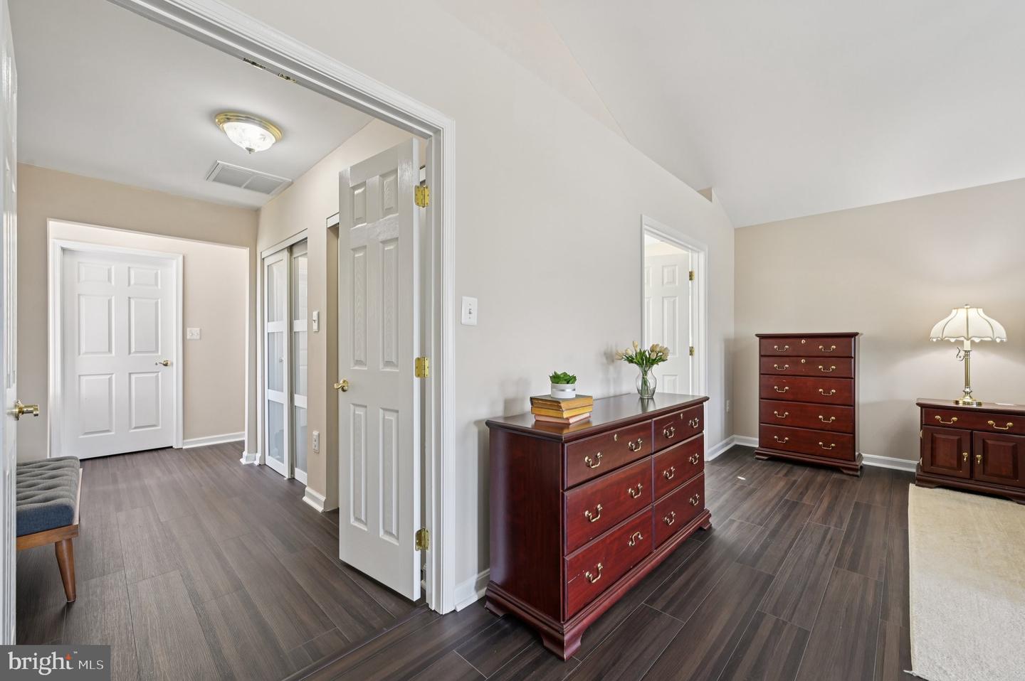 805 VALLEY SPRINGS DR, PURCELLVILLE, Virginia 20132, 6 Bedrooms Bedrooms, ,4 BathroomsBathrooms,Residential,For sale,805 VALLEY SPRINGS DR,VALO2099420 MLS # VALO2099420