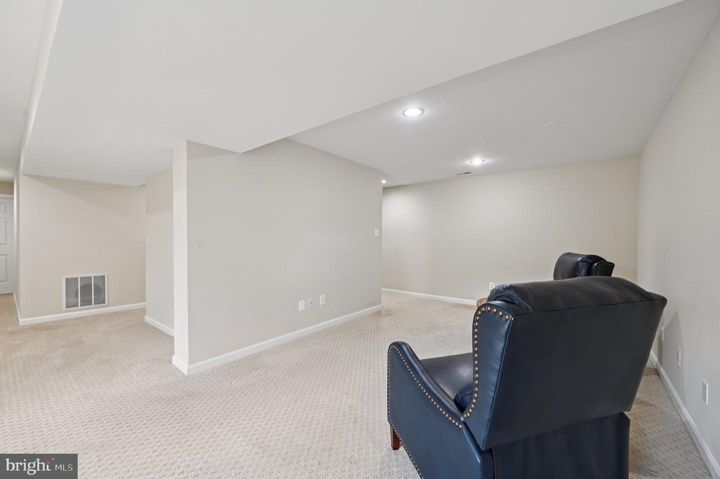 805 VALLEY SPRINGS DR, PURCELLVILLE, Virginia 20132, 6 Bedrooms Bedrooms, ,4 BathroomsBathrooms,Residential,For sale,805 VALLEY SPRINGS DR,VALO2099420 MLS # VALO2099420