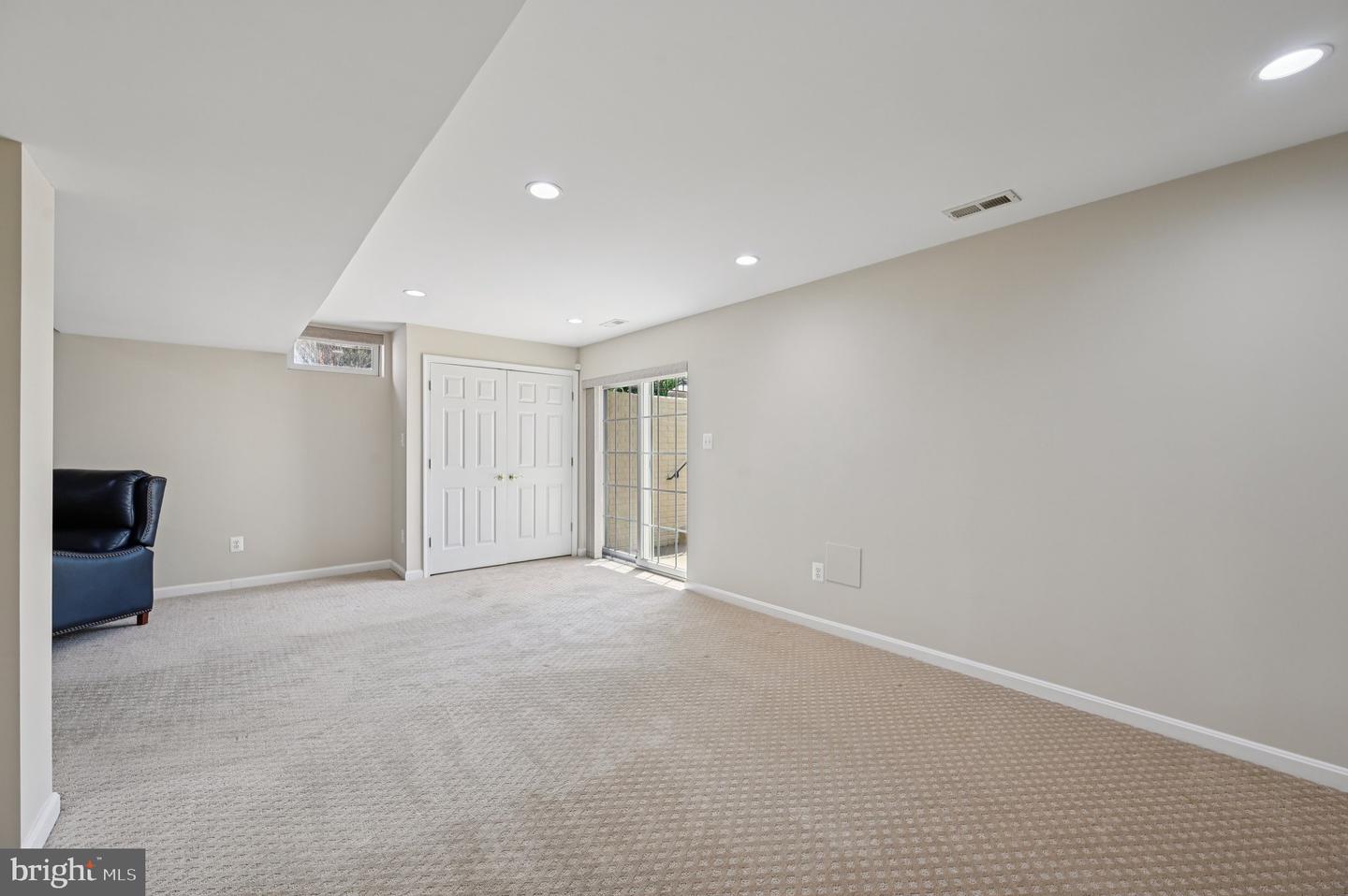805 VALLEY SPRINGS DR, PURCELLVILLE, Virginia 20132, 6 Bedrooms Bedrooms, ,4 BathroomsBathrooms,Residential,For sale,805 VALLEY SPRINGS DR,VALO2099420 MLS # VALO2099420