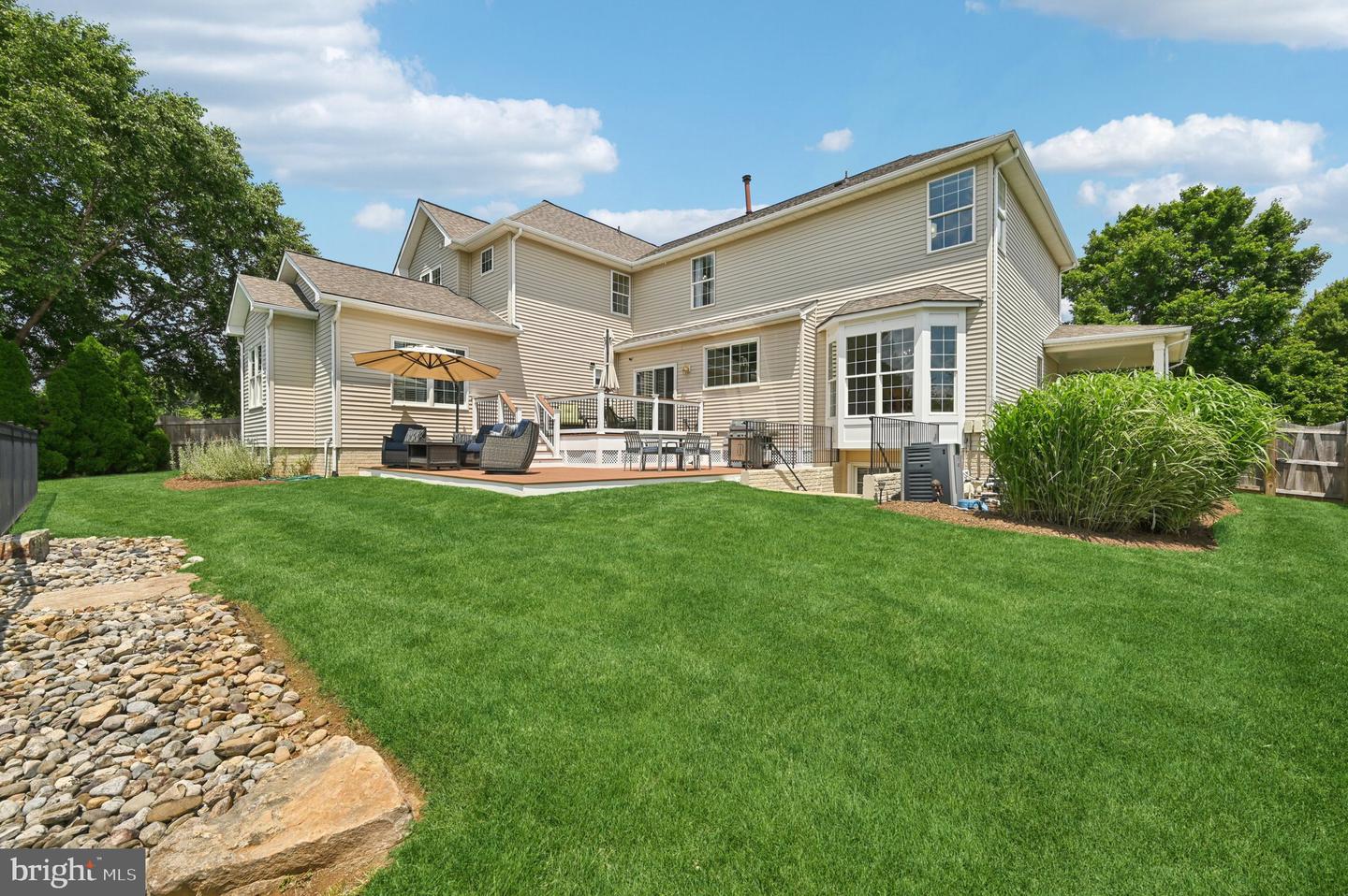 805 VALLEY SPRINGS DR, PURCELLVILLE, Virginia 20132, 6 Bedrooms Bedrooms, ,4 BathroomsBathrooms,Residential,For sale,805 VALLEY SPRINGS DR,VALO2099420 MLS # VALO2099420