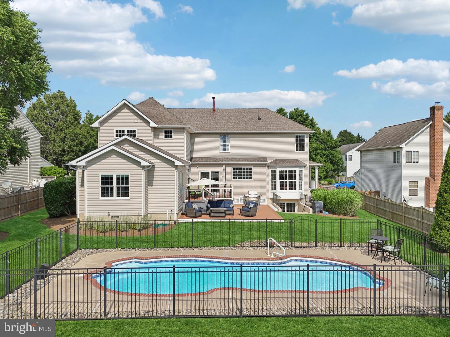 805 VALLEY SPRINGS DR, PURCELLVILLE, Virginia 20132, 6 Bedrooms Bedrooms, ,4 BathroomsBathrooms,Residential,For sale,805 VALLEY SPRINGS DR,VALO2099420 MLS # VALO2099420