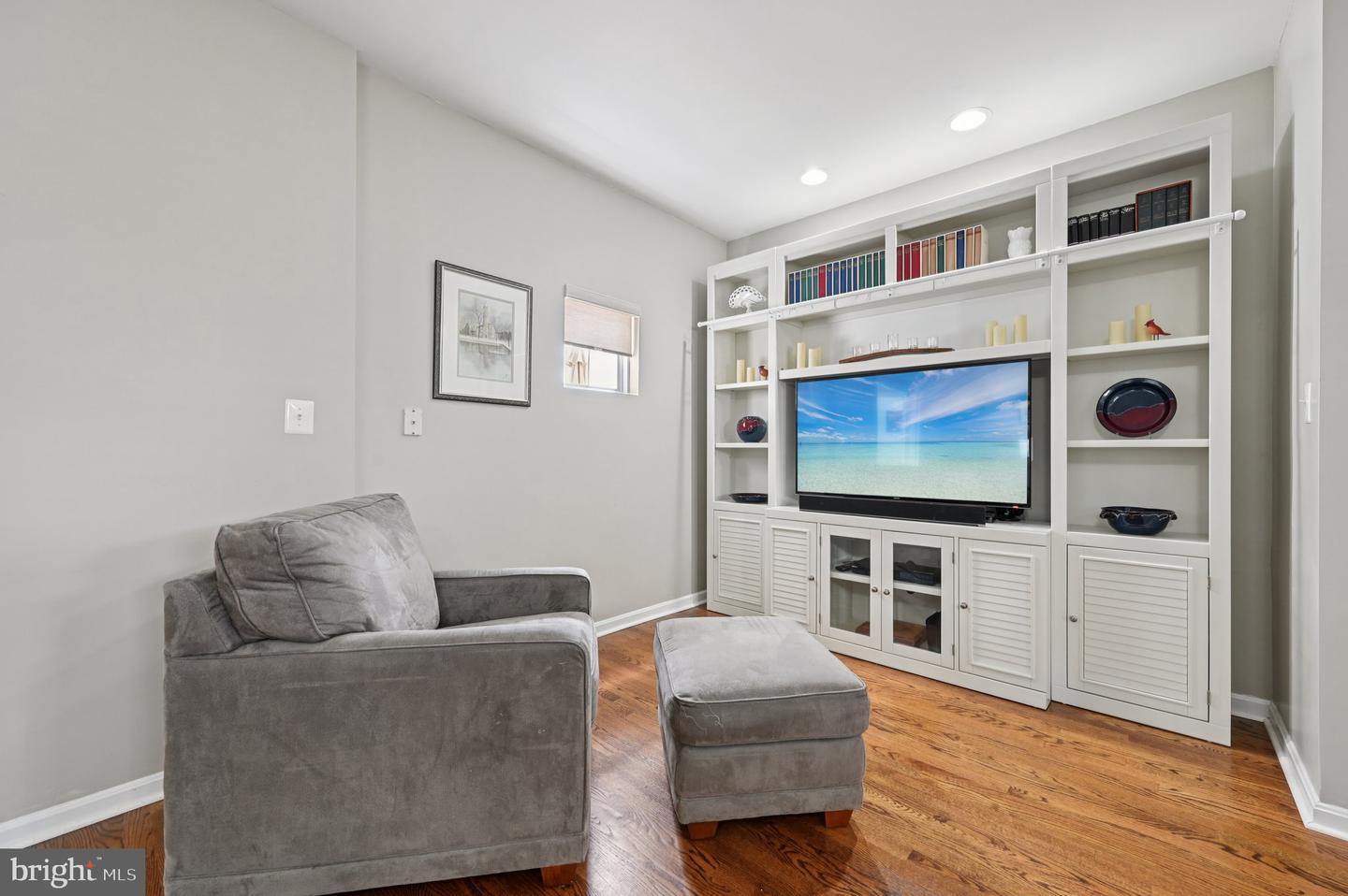 805 VALLEY SPRINGS DR, PURCELLVILLE, Virginia 20132, 6 Bedrooms Bedrooms, ,4 BathroomsBathrooms,Residential,For sale,805 VALLEY SPRINGS DR,VALO2099420 MLS # VALO2099420