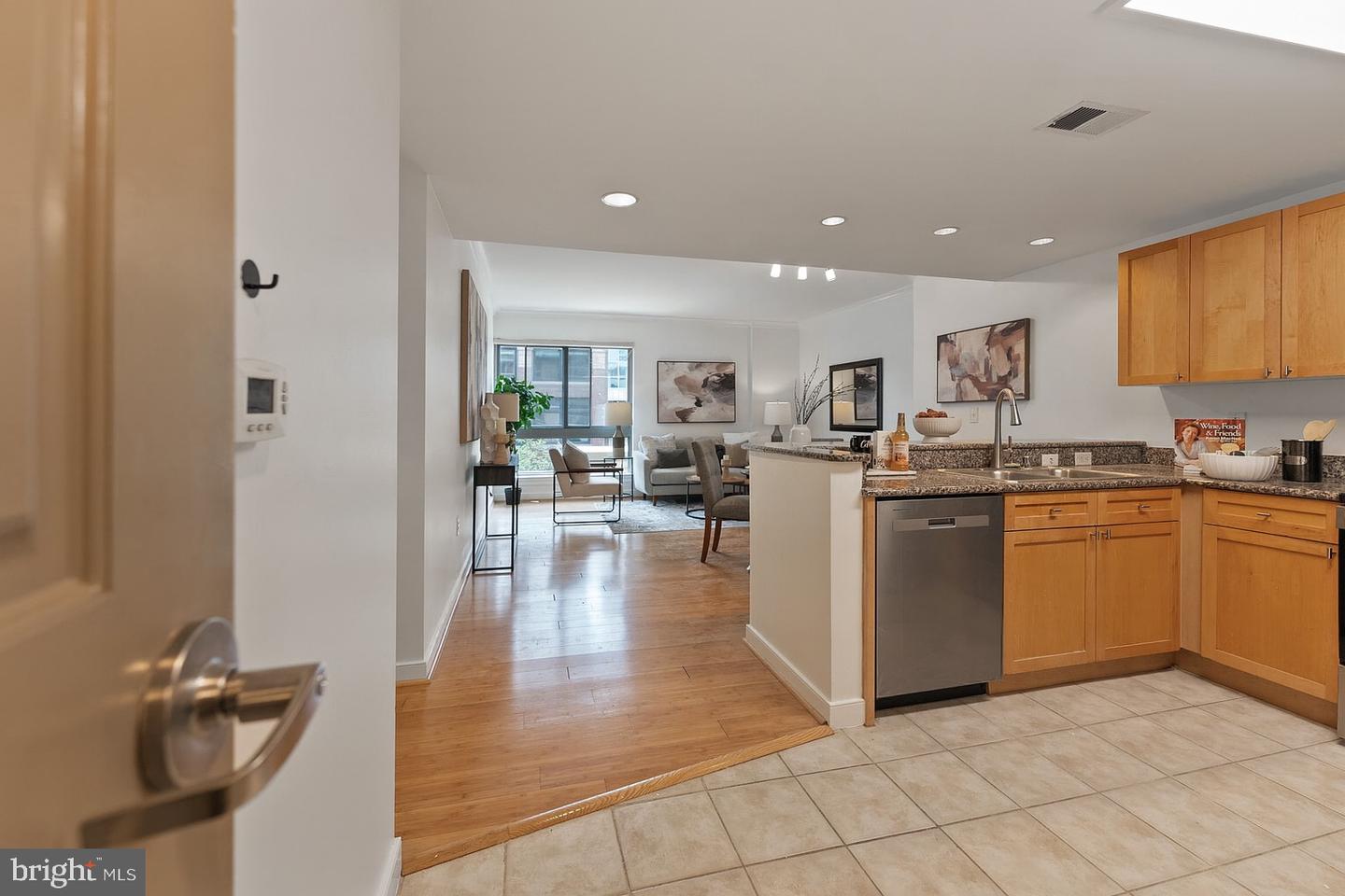 777 7TH ST NW #320, WASHINGTON, District Of Columbia 20001, 1 Bedroom Bedrooms, ,1 BathroomBathrooms,Residential,For sale,777 7TH ST NW #320,DCDC2205602 MLS # DCDC2205602
