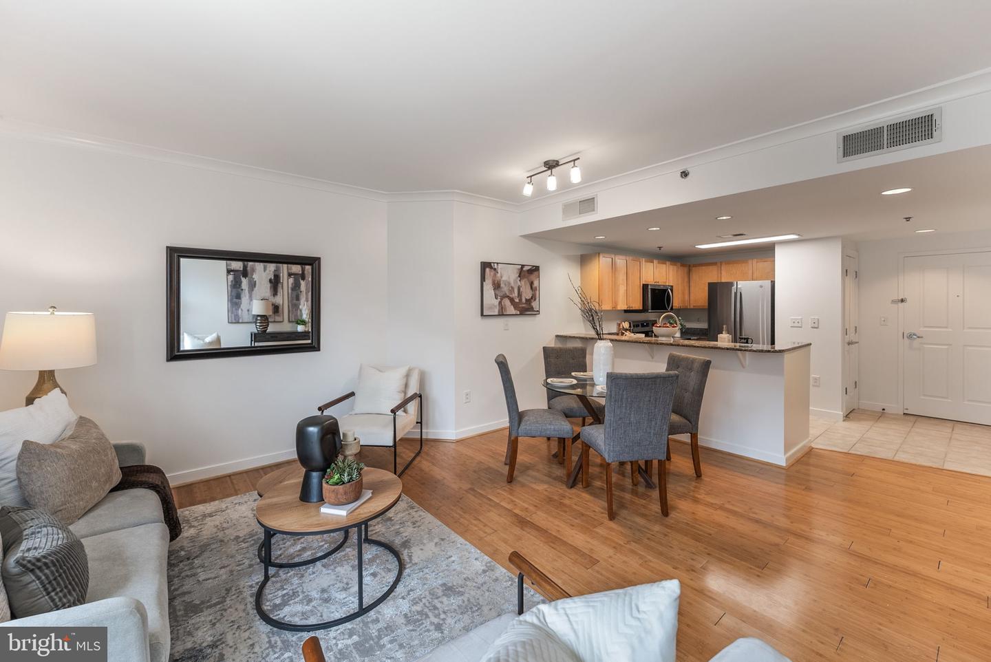 777 7TH ST NW #320, WASHINGTON, District Of Columbia 20001, 1 Bedroom Bedrooms, ,1 BathroomBathrooms,Residential,For sale,777 7TH ST NW #320,DCDC2205602 MLS # DCDC2205602