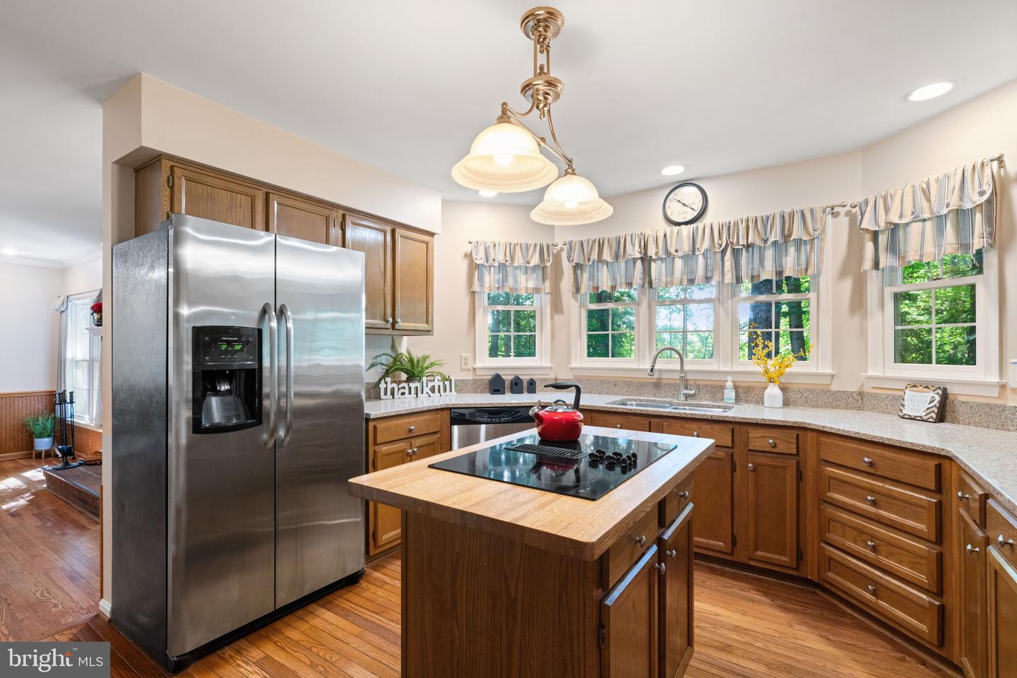 6131 LOST COLONY DR, WOODBRIDGE, Virginia 22193, 4 Bedrooms Bedrooms, ,2 BathroomsBathrooms,Residential,For sale,6131 LOST COLONY DR,VAPW2097016 MLS # VAPW2097016