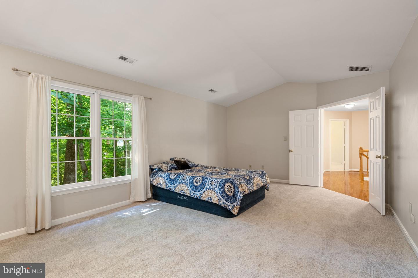 6131 LOST COLONY DR, WOODBRIDGE, Virginia 22193, 4 Bedrooms Bedrooms, ,2 BathroomsBathrooms,Residential,For sale,6131 LOST COLONY DR,VAPW2097016 MLS # VAPW2097016
