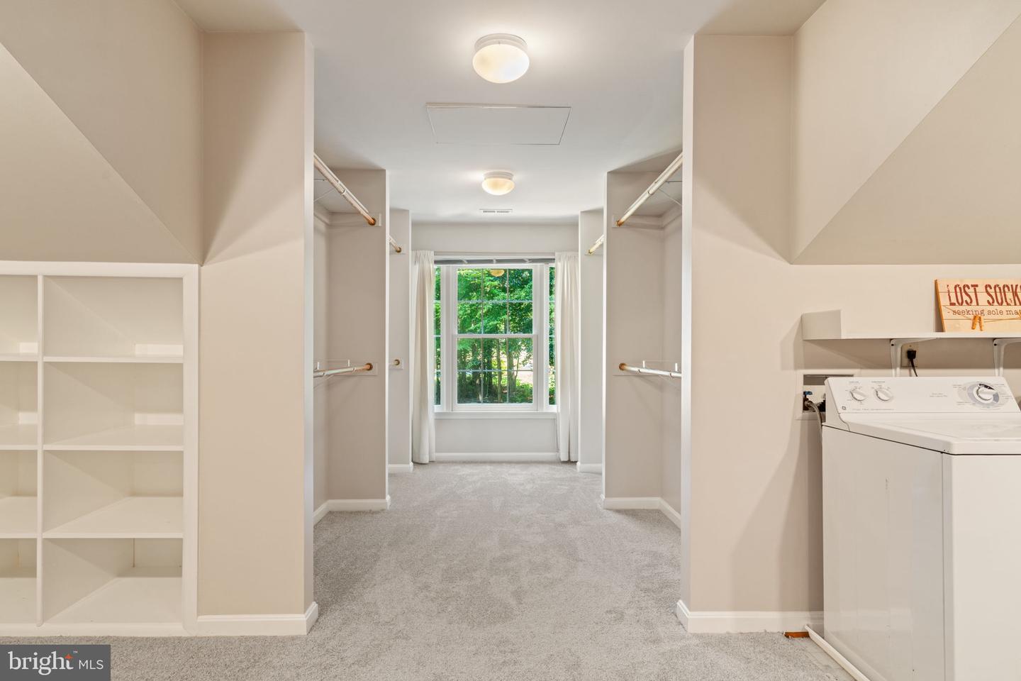 6131 LOST COLONY DR, WOODBRIDGE, Virginia 22193, 4 Bedrooms Bedrooms, ,2 BathroomsBathrooms,Residential,For sale,6131 LOST COLONY DR,VAPW2097016 MLS # VAPW2097016