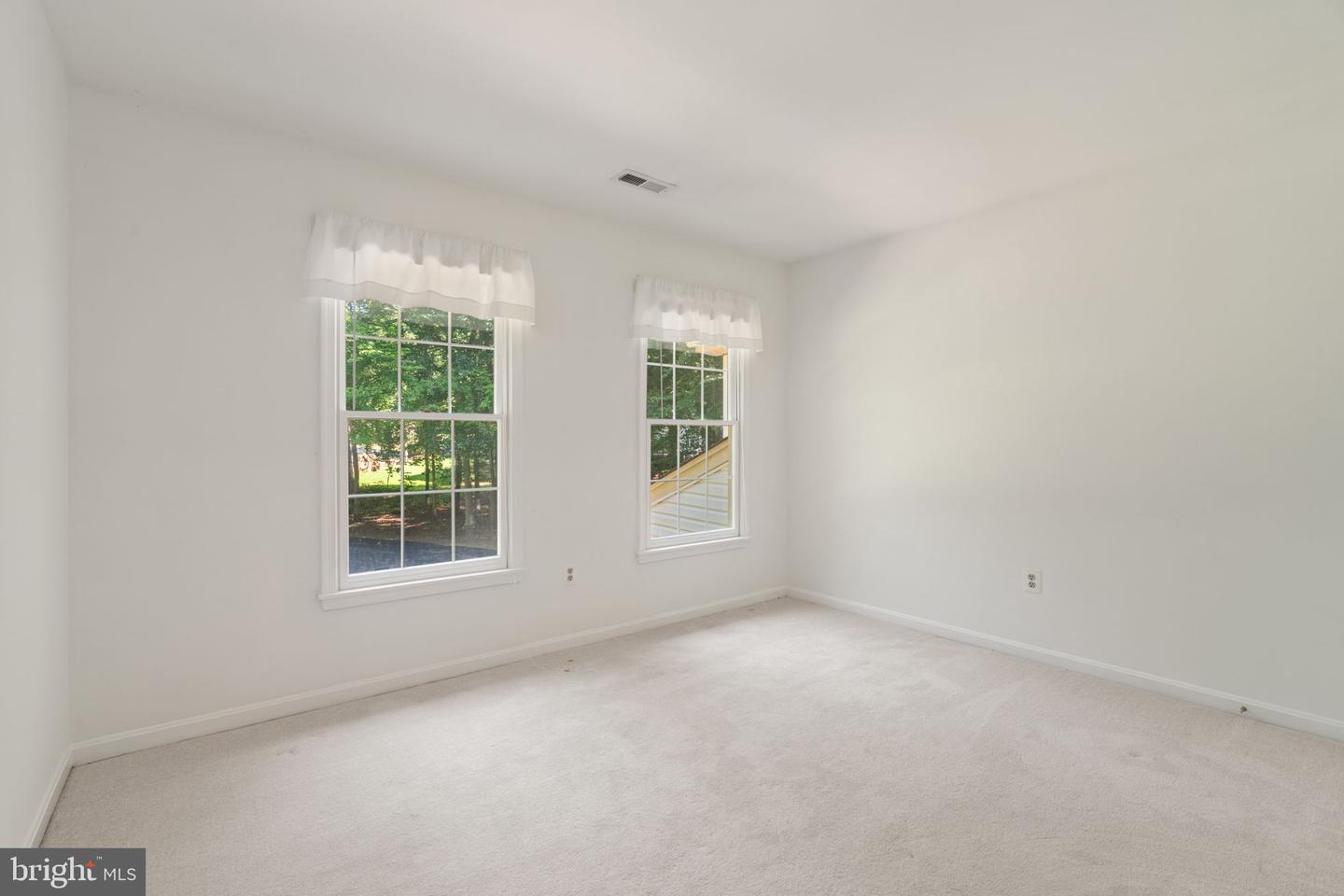 6131 LOST COLONY DR, WOODBRIDGE, Virginia 22193, 4 Bedrooms Bedrooms, ,2 BathroomsBathrooms,Residential,For sale,6131 LOST COLONY DR,VAPW2097016 MLS # VAPW2097016